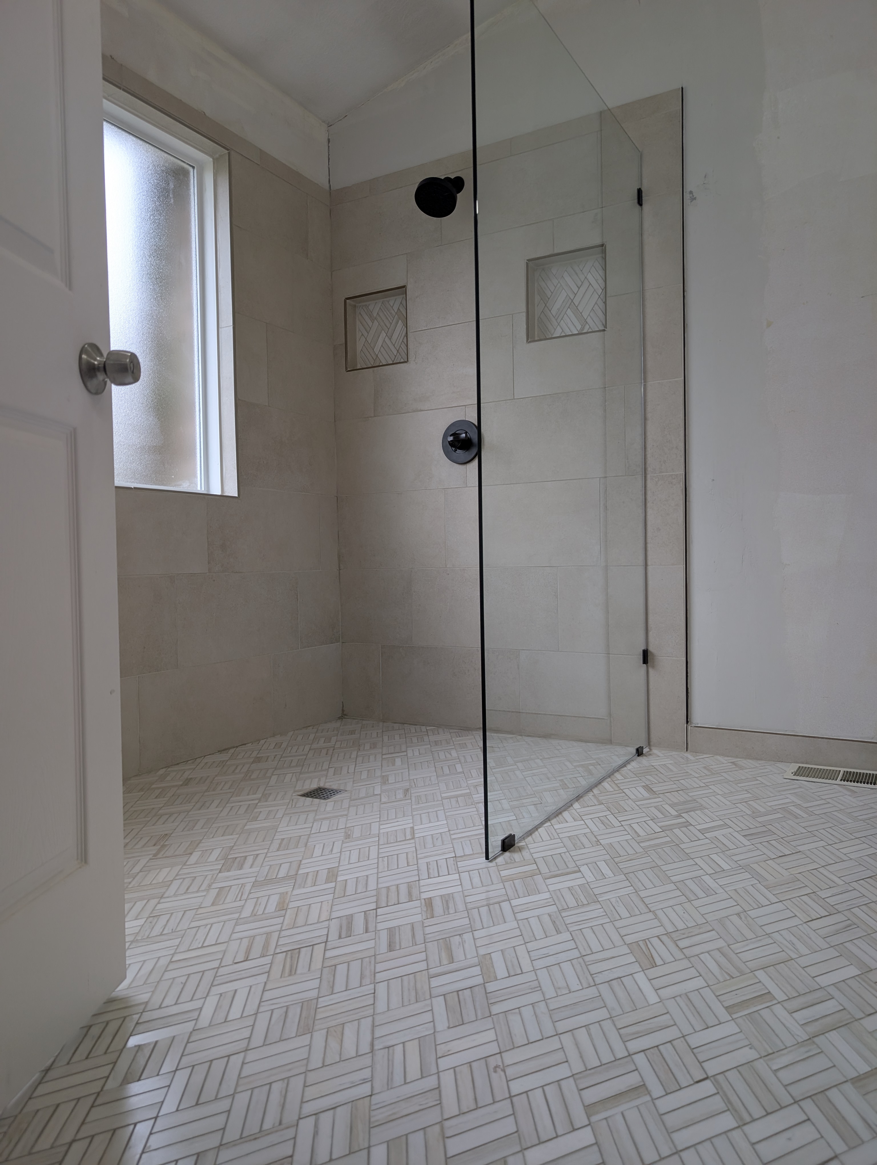 Walk in shower